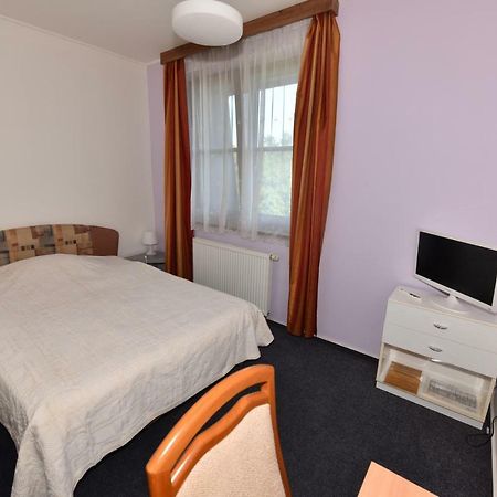 Veselí nad Lužnicí Hotel Trilobit מראה חיצוני תמונה