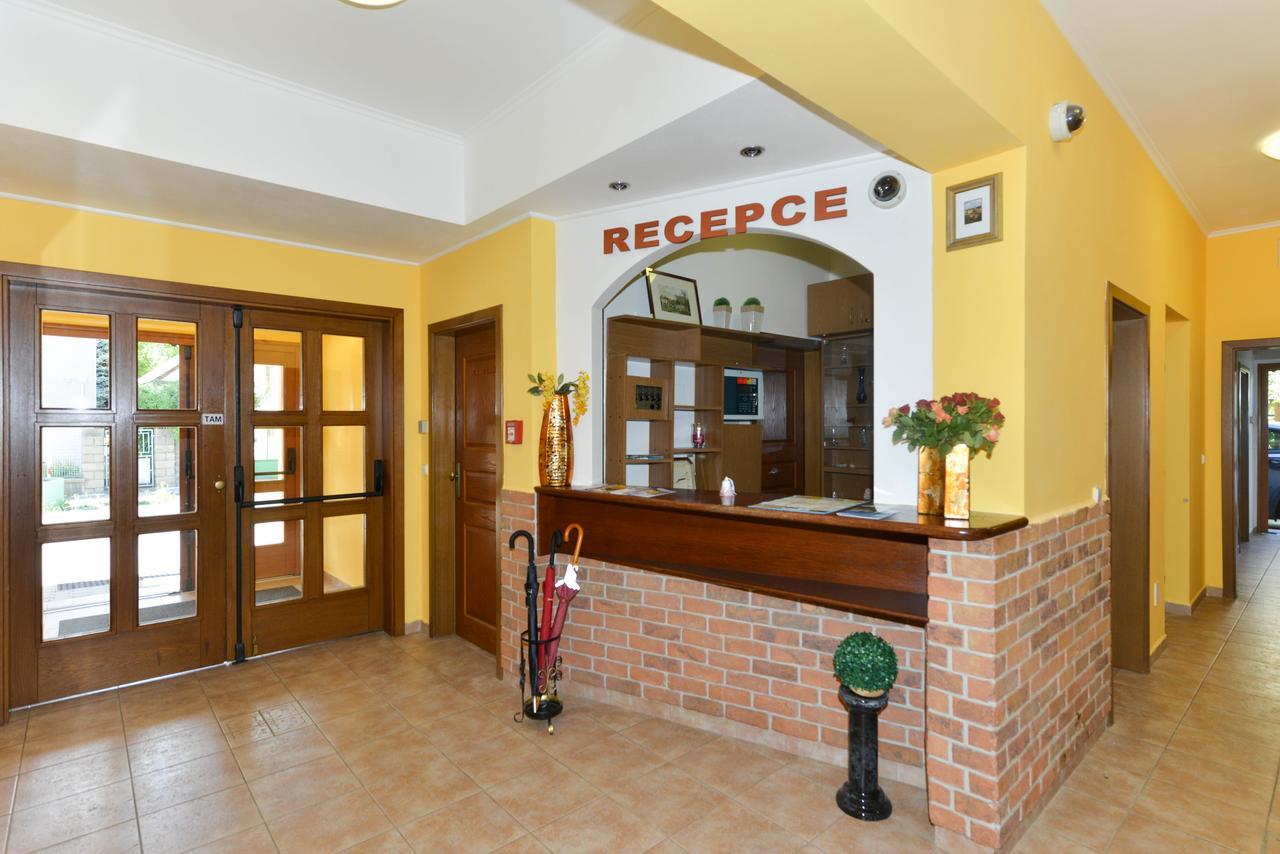 Veselí nad Lužnicí Hotel Trilobit מראה חיצוני תמונה