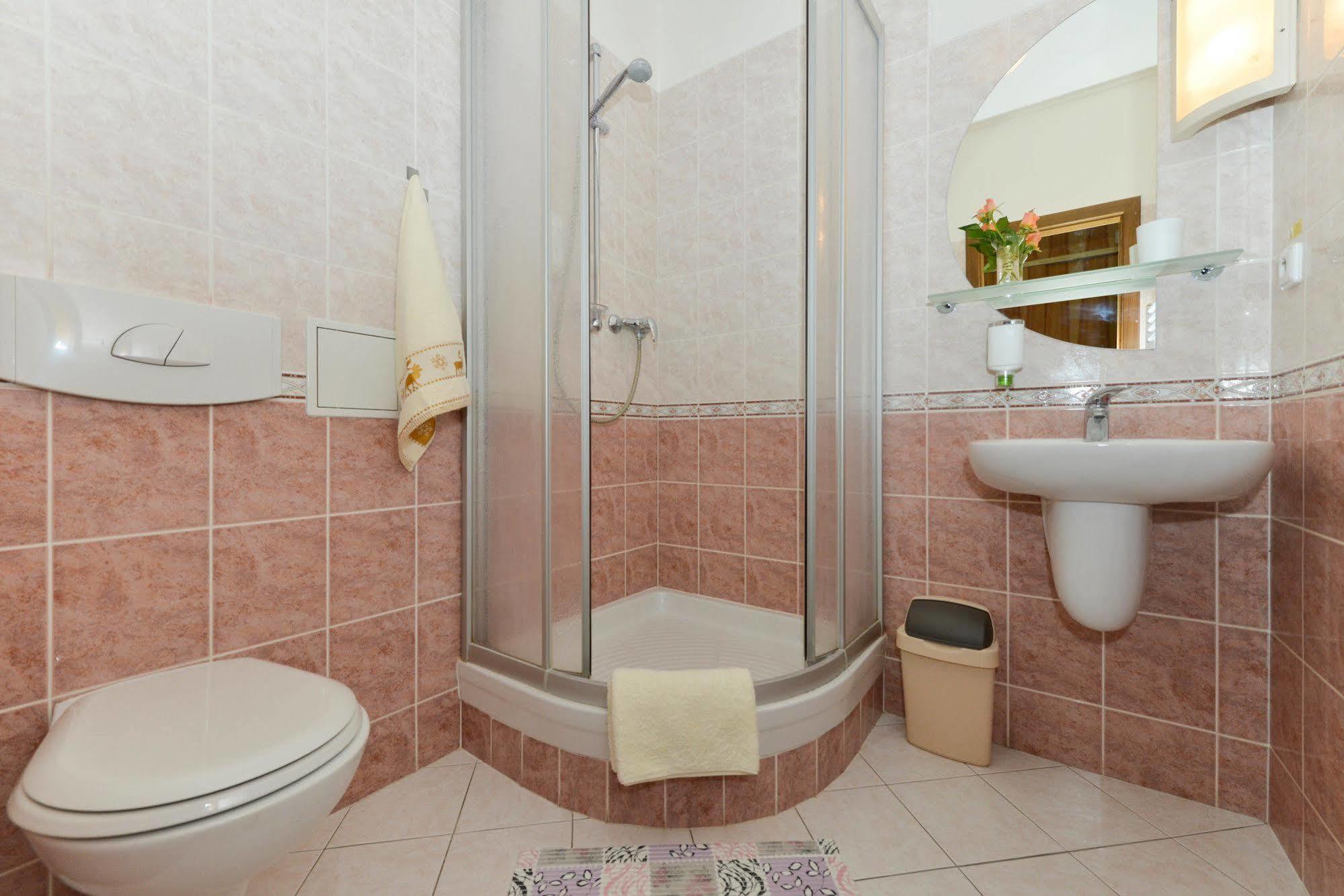 Veselí nad Lužnicí Hotel Trilobit מראה חיצוני תמונה