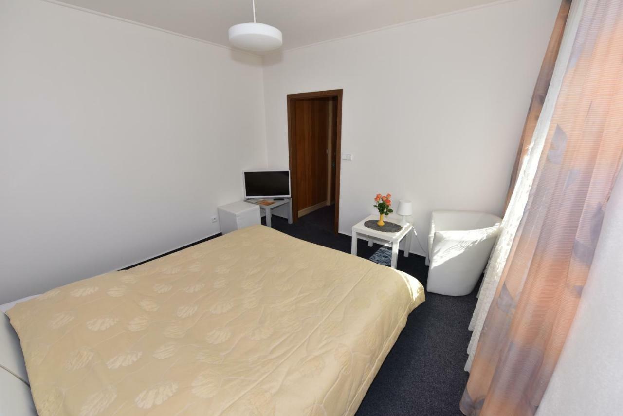 Veselí nad Lužnicí Hotel Trilobit מראה חיצוני תמונה