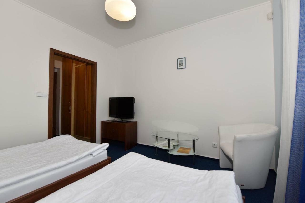 Veselí nad Lužnicí Hotel Trilobit מראה חיצוני תמונה