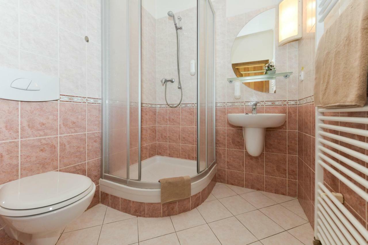 Veselí nad Lužnicí Hotel Trilobit מראה חיצוני תמונה