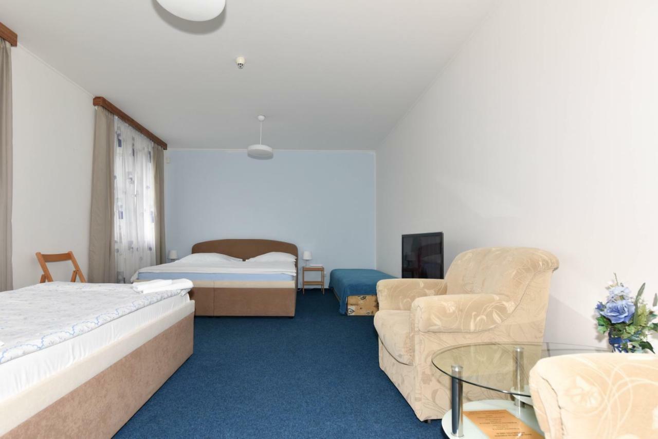 Veselí nad Lužnicí Hotel Trilobit מראה חיצוני תמונה